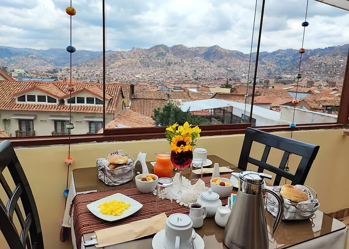 Andean Host 3*