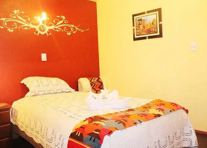Andean Host 3*
